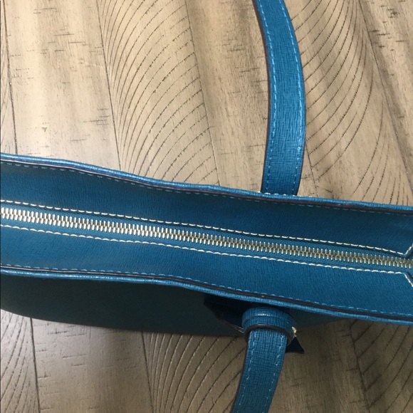 Dooney&Burke teal saffiano leather purse in UEC - Picture 4 of 12